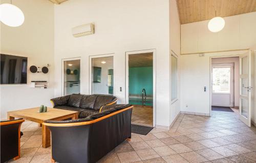 Spøttrup House | Stunning Home In Spøttrup With Sauna