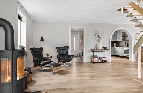 Spøttrup House | Stunning home in Spøttrup with WiFi