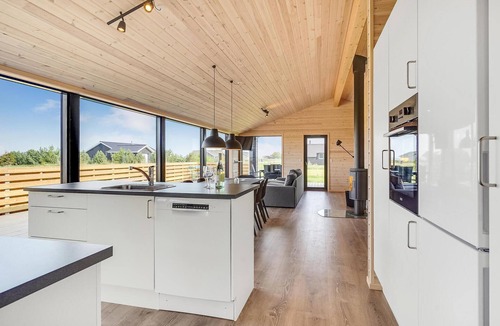 Egense House | Stunning home in Storvorde with WiFi