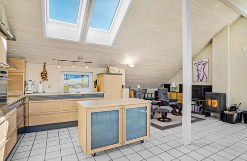 Remmer Strand House | Stunning home in Struer with WiFi