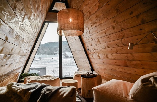 Mrkopalj House | Stunning home in Sunger with sauna