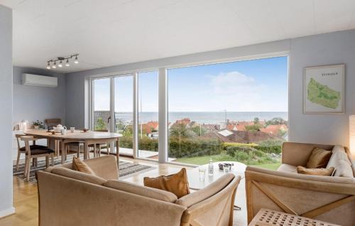 Svaneke House | Stunning Home In Svaneke With Kitchen