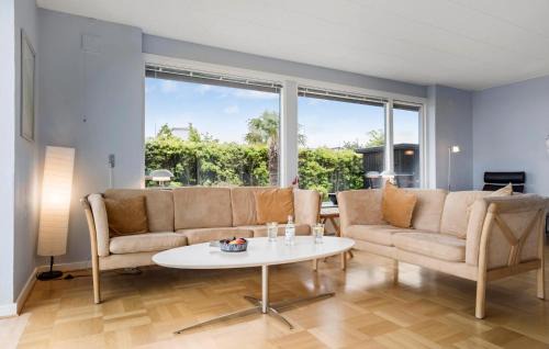 Svaneke House | Stunning Home In Svaneke With Kitchen