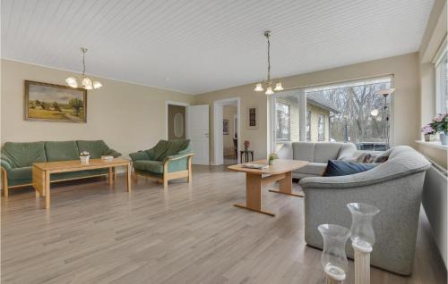 Kegnæshøj House | Stunning Home In Sydals With Wifi