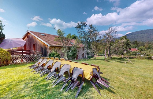 Taintrux House | Stunning home in Taintrux