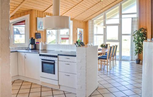 Klitmoller House | Stunning Home In Thisted With Sauna