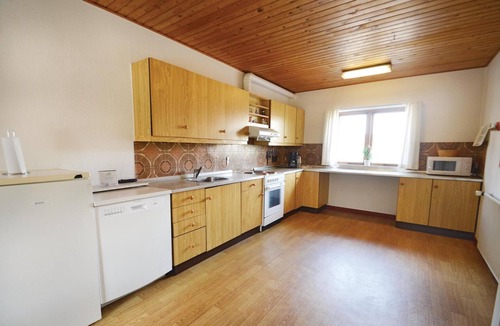 Thyholm House | Stunning home in Thyholm with kitchen