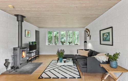 Thyholm House | Stunning Home In Thyholm With Wifi