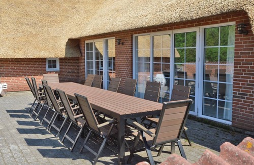 Øhuse House | Stunning home in Ulfborg with sauna