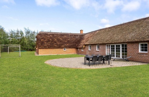 Ulfborg House | Stunning home in Ulfborg with sauna