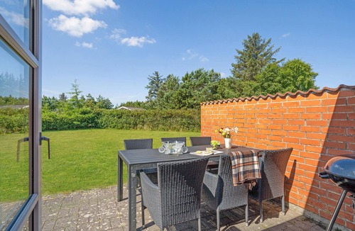 Nørre Fjand House | Stunning home in Ulfborg with kitchen