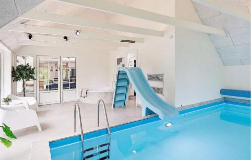 Husby House | Stunning Home In Ulfborg With Sauna