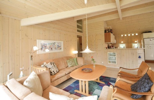 Marielyst House | Stunning home in Væggerløse with WiFi
