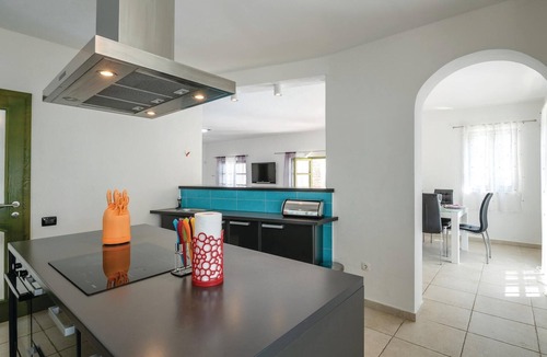 Valtura House | Stunning home in Valtura