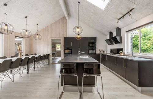Vejby House | Stunning home in Vejby with sauna