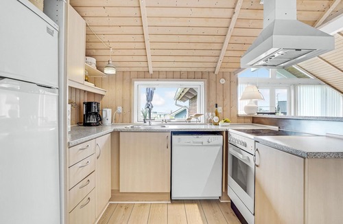 Vinderup House | Stunning home in Vinderup with sauna