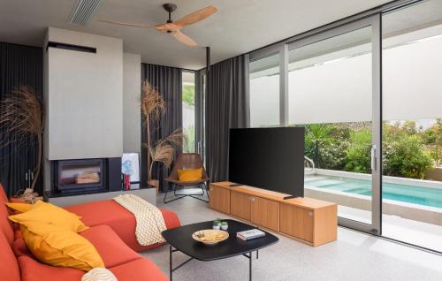 Vis House | Stunning Home In Vis With Sauna