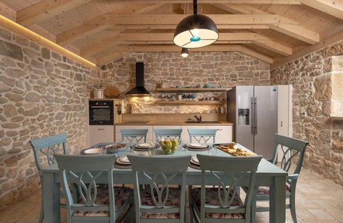 Visocane House | Stunning home in Visocane