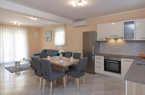 Barbariga House | Stunning home in Vodnjan