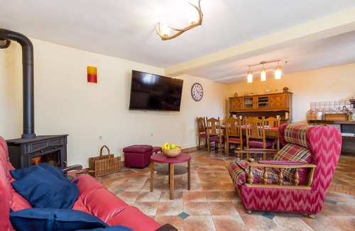 Vrbovsko House | Stunning home in Vrbovsko