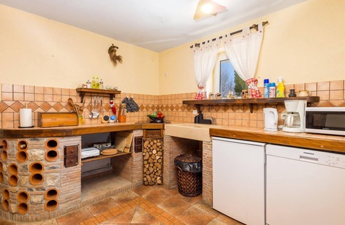 Vrbovsko House | Stunning home in Vrbovsko
