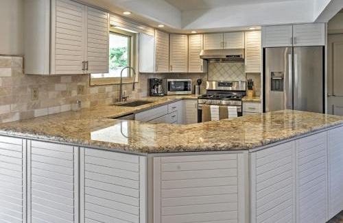 Rancho Oakey House | Stunning Home w/Private Oasis - 1 ½ Mile to Strip