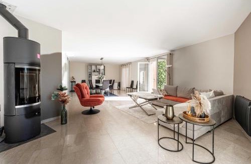 Biot Apartment | Stunning House A C 5BR 10P - Biot