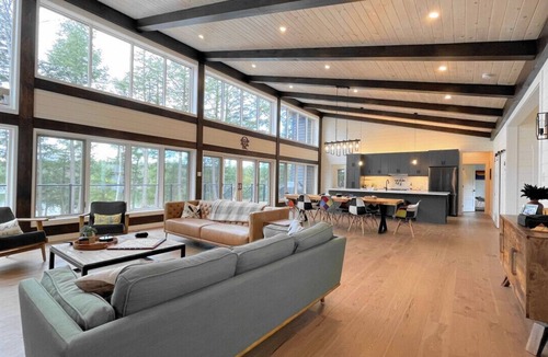 North Kawartha House | Stunning inside and out! Words don’t do it justice! Experience it for yourself!