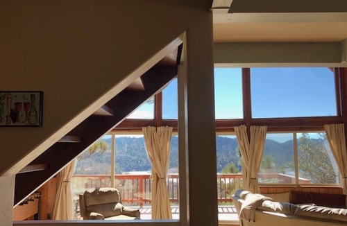 Lake Arrowhead House | Stunning Lake View House