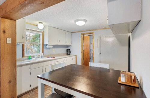 Climax Springs House | Stunning Lake View On A Nice & Quiet Relaxing Home