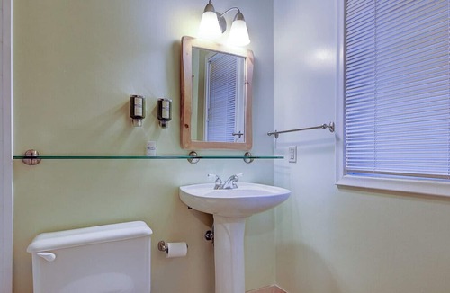 Sutton Apartment | Stunning Lake View guest rooms at Jackson Point (Boathouse)
