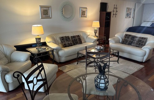 Holcomb Condo | Stunning Lake View Studio with Private Beach!