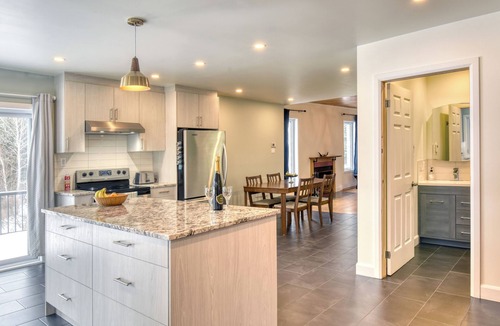 Saint-Faustin-Lac-Carre Condo | Stunning Lakefront Home on Lac Carré