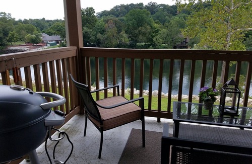 Table Rock Condo | Stunning Lakefront! Stunning View! Pet Friendly! Superior furnishings, NO fees!