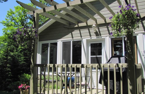 Val-des-Monts House | Stunning Lakeside Winter Wonderland Retreat only 35 min. from Ottawa