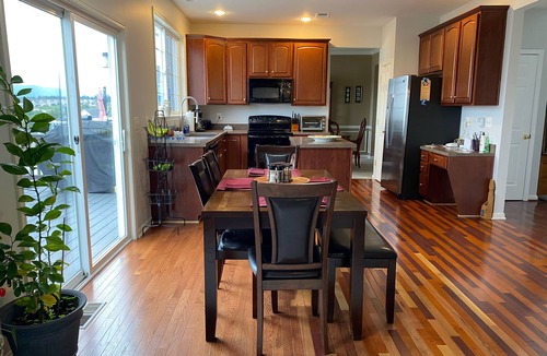Strasburg House | Stunning Large Home in Shenandoah with Sweeping Scenic Vistas