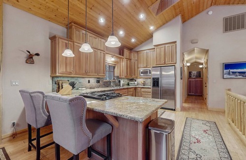 Sierra Tract House | Stunning Large Custom Family Home with Fireplace, Yard, Spa, Views, EV Car Charger