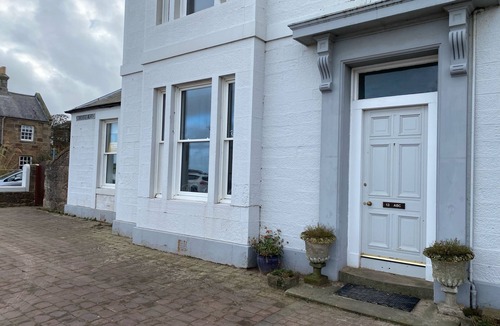 North Berwick Apartment | Stunning location - beachfront ground floor flat with private parking. Fab views