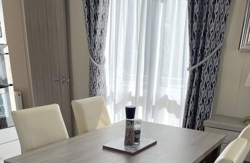 Ringwood Cabin | Stunning Lodge in a nice area, Saint Leonards