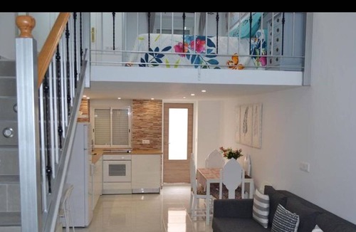 Pla del Bon Repos Apartment | Stunning Loft Apartment Air conditioning, impressive modern conversion