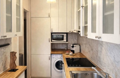Saint-Thomas-d'Aquin Apartment | Stunning loft for 6 in the 7th district