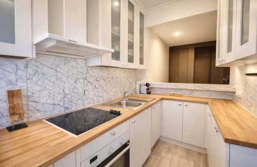 Saint-Thomas-d'Aquin Apartment | Stunning loft for 6 in the 7th district