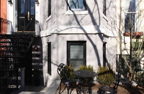 Logan Circle Apartment | Stunning Logan Circle Apt - With Parking!