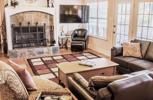 Malakoff House | Stunning Louisiana style 5-Bedroom with Waterfront View and Gorgeous Sunsets