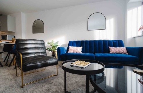 Hull Old Town Apartment | Stunning Luxury Apartment