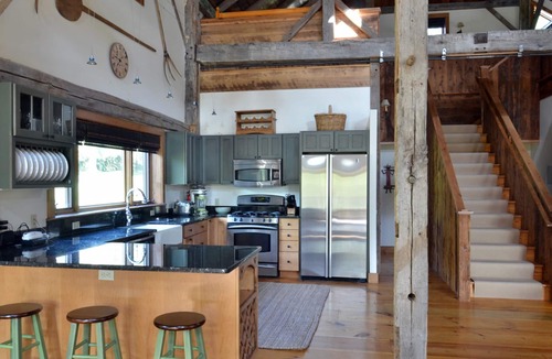 Town of Copake House | Stunning Luxury & Breathtaking Scenic Paradise. ASK ABOUT FULL SUMMER RENTAL!