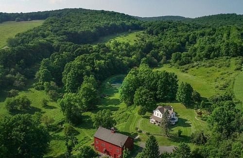 Town of Copake House | Stunning Luxury & Breathtaking Scenic Paradise. ASK ABOUT FULL SUMMER RENTAL!