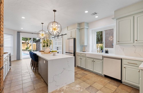 Pinehurst Of Atascocita House | Stunning Luxury Getaway W/Pool & King Suite!