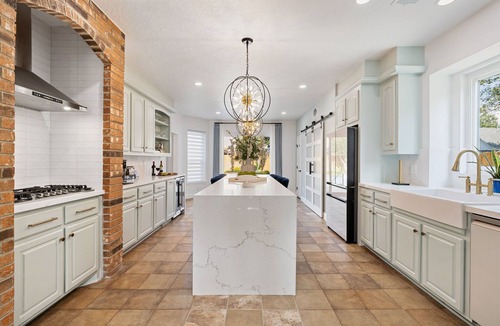 Pinehurst Of Atascocita House | Stunning Luxury Getaway W/Pool & King Suite!