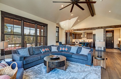 Baldy Mountain House | Stunning Luxury Home with Private Hot Tub!